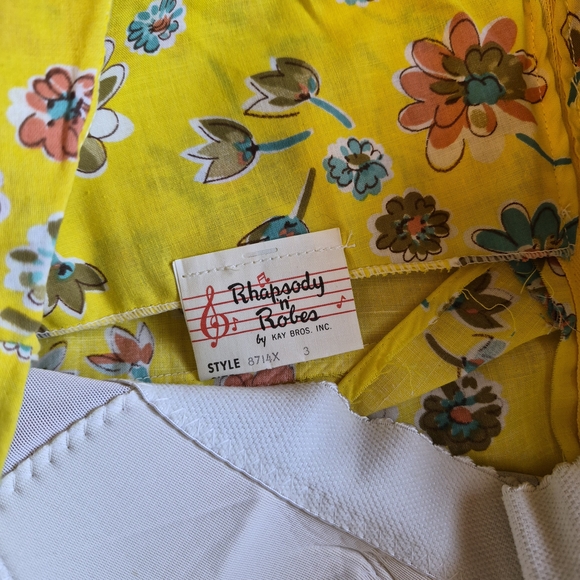 Floral Yellow Mini Dress - Picture 4 of 8